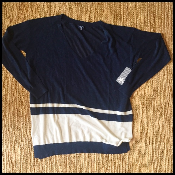 Splendid Lightweight Striped Sweater! Classic! 🆕 - Picture 2 of 7